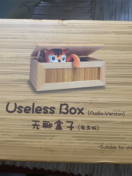 asddsadsadsa45 - Useless Box